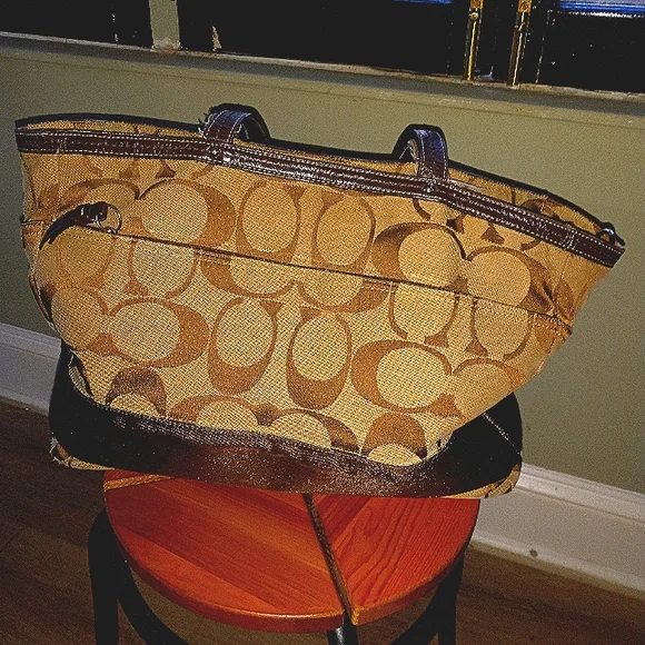 Authenticated Coach travel bag large luggage bag